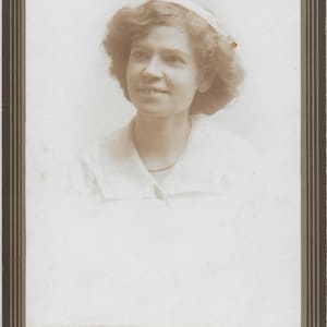 Carte de cabinet, Dame victorienne, Jeune femme, Bandeau blanc, , Souvenirs fanés , Mode vintage, Histoire sociale