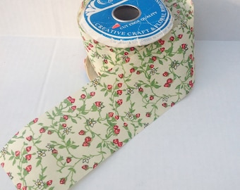 Vtg Strawberry Floral Ribbon Sewing Notion 1 Yd  2.75” Wide Offray Red Green Yellow White