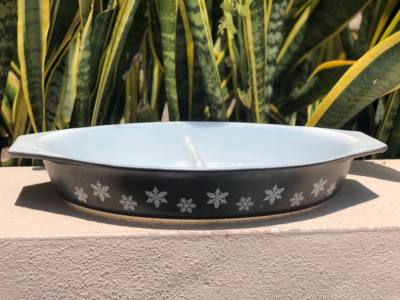 Vintage Pyrex Black Snowflake Divided Dish Glass Oval Baker Etsy
