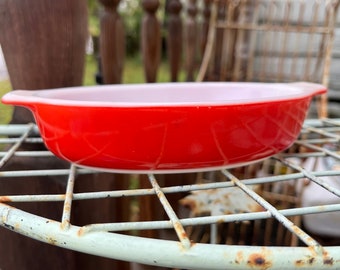 Pyrex Friendship Solid Red Pixie 700 Au Gratin Dish Restaurant Ware Red White Glass Kitchen Vintage RARE HTF Hard to Find 10 oz dish.