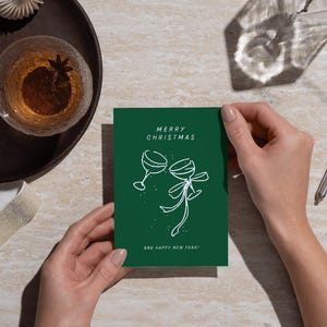 Simple Green Christmas & New Year Wish Card – Featuring Champagne Glasses (105 mm x 148 mm)