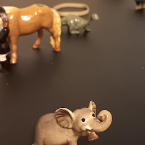 HAGEN RENAKER Früher Elefant