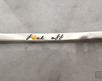 F*ck Off Pulsera Plata Estampado Brazalete Brazalete Personalizado personalizar palabras de maldición maldecir blasfemias maduras BLKANDNOIR