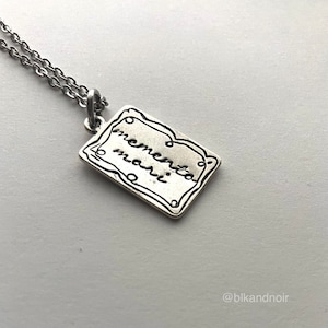 Memento Vivere Silver Necklace|Memento Mori Pendant Latin Quote Stamped Engrave Life Death &quot;momento mori&quot; &quot;remember you must die&quot; stoic