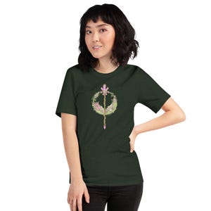 Camiseta con estilo cottagecore inspirada en los druidas.