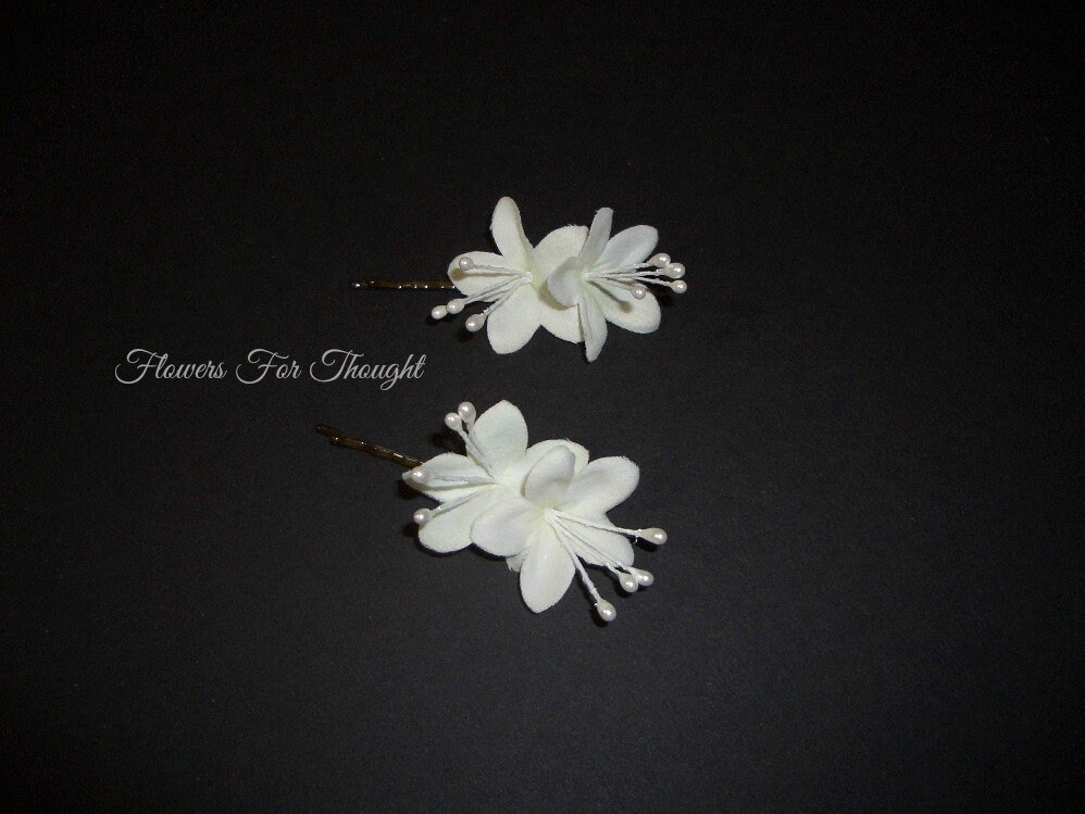 White Wedding Flower Hair Pins Stephanotis Blossoms Bride Etsy
