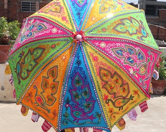 Guarda-sol de jardim EdspireArt, feito à mão com design de pavão multicolorido, com bordados que protegem do sol.