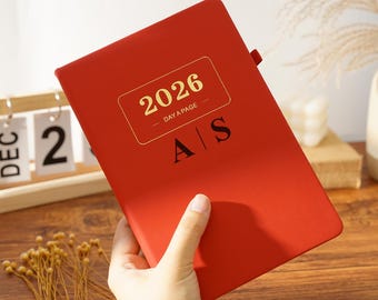 Spersonalizowany planer dzienny 2026, notatnik planujący 2026, dziennik efektywności pracy, kalendarz z paskiem, spersonalizowany organizer dzienny, prezent świąteczny