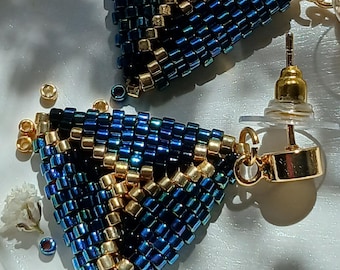 Brincos Python - Joias que hipnotizam com seu reflexo, brincos geométricos triangulares com contas, aço inoxidável banhado a ouro 18K