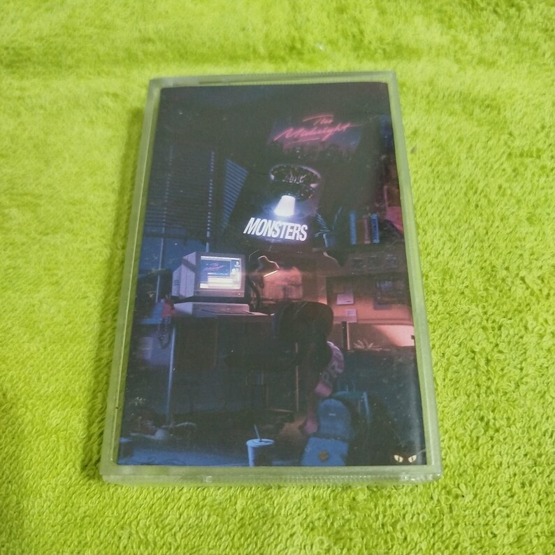 Midnatt - nattlig - oändlig sommar - monster kassettband Elektronisk, Synthwave, Synth-pop bild 9