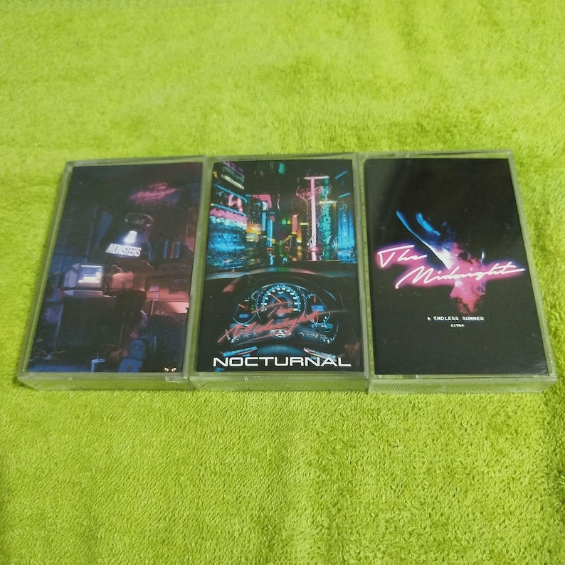 Midnatt - nattlig - oändlig sommar - monster kassettband Elektronisk, Synthwave, Synth-pop bild 1