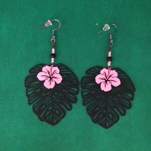 Monstera Leaf Earrings image 3