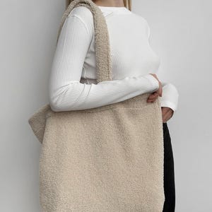 Teddy Tasche für Frauen, Schultertasche, große Teddy-Tasche Biege, Geschenk für sie, Bauchtasche Teddy, Bauchtasche Leder, Crossbody Bag