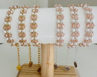 Handmade Pearl & Crystal Bracelet: Elegant Beaded Jewelry