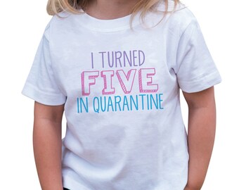 7 ate 9 Apparel Kids Fifth Birthday Unicorn Raglan Tee Pink
