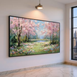 Körsbärsblomslandskap, vårblommig väggkonst, rosa blomträd, ängs- och sjöscen, pastellfärgad naturcanvas, heminredningsmålning