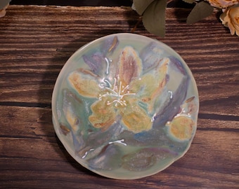 花模様の手作り陶器皿 - Etsy 日本