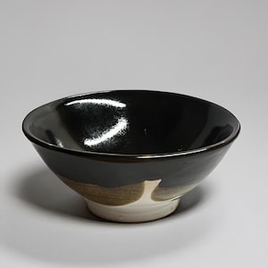Handmade Ceramic Bowl, Black and Gold Glazed Pottery, Unique Gift for Home Decor, Minimalist Ceramic Bowl, Artisan Serving Bowl