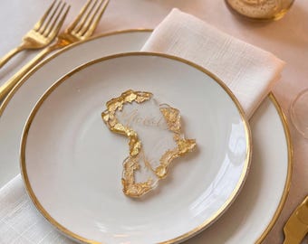Africa-Shaped Gold Leaf Place Cards | Personalised Luxury Event Name Cards | Wedding & Special Occasion Table Décor