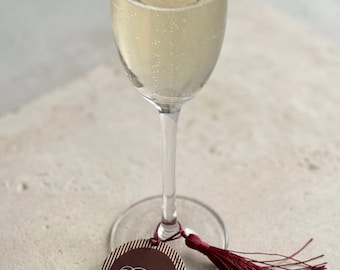 Personliga vinglasberlocker, namnetiketter till bröllopsplaceringskort, anpassade drinkmarkörer, bordsdekorationer för möhippa och babyshower