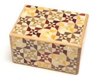 Small Puzzle Box Hakone Yosegi,Mysteries Wooden Tricks Box,Japanese Handmade Wooden Puzzle Box – 2.5 Inch Secret Box with 12 Mechanisms