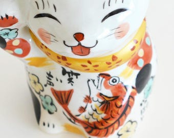 日本製ハンドメイド美濃焼招き猫 – 幸運の招き猫の置物 | 日本製陶器