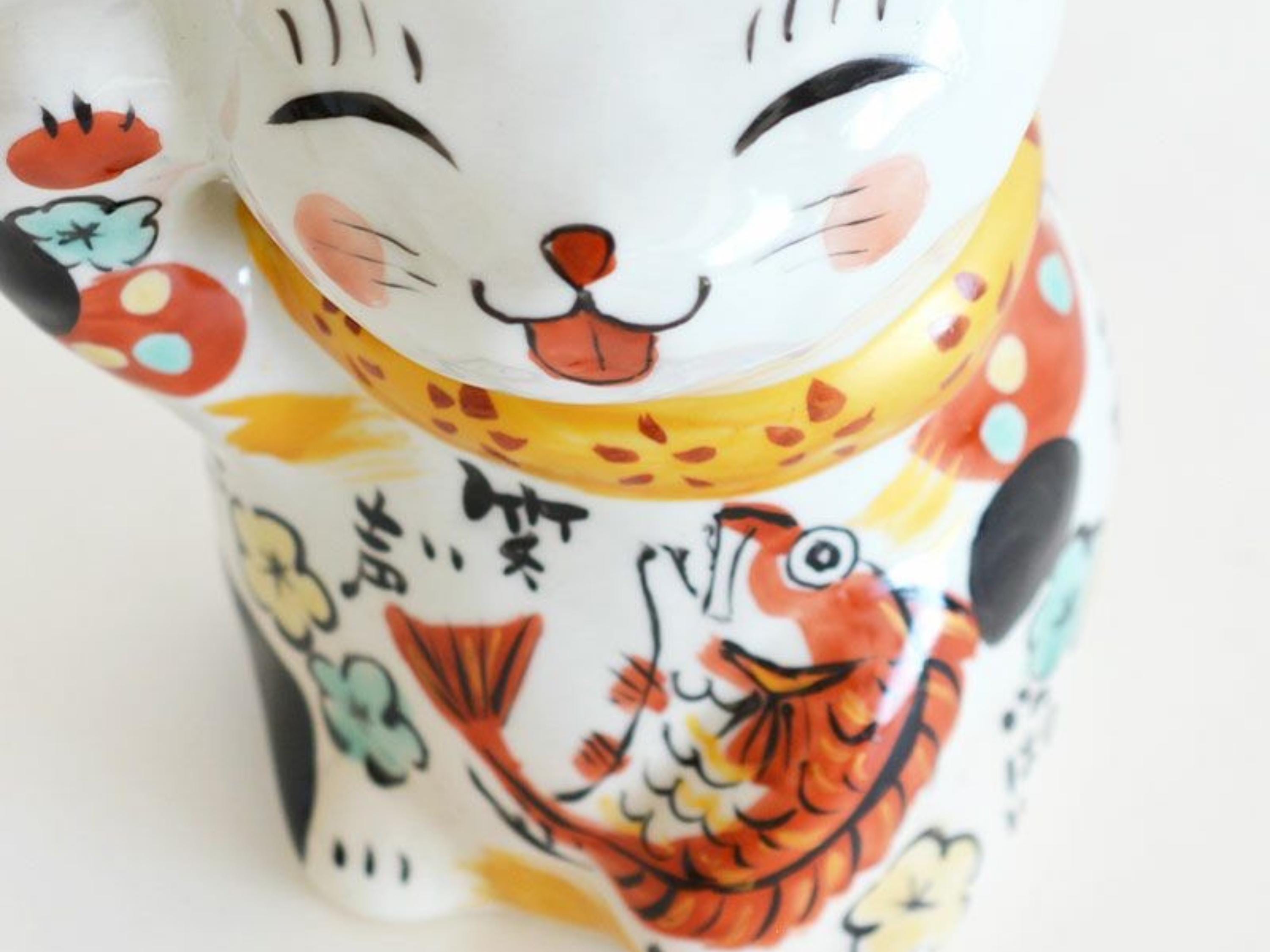 日本製ハンドメイド美濃焼招き猫 – 幸運の招き猫の置物 | 日本製陶器