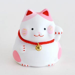 Japanese Handmade Kawaii Lucky Maneki Neko,Japanese smiling Lucky Cat Ceramic Figure,Right Hand Up Maneki Neko