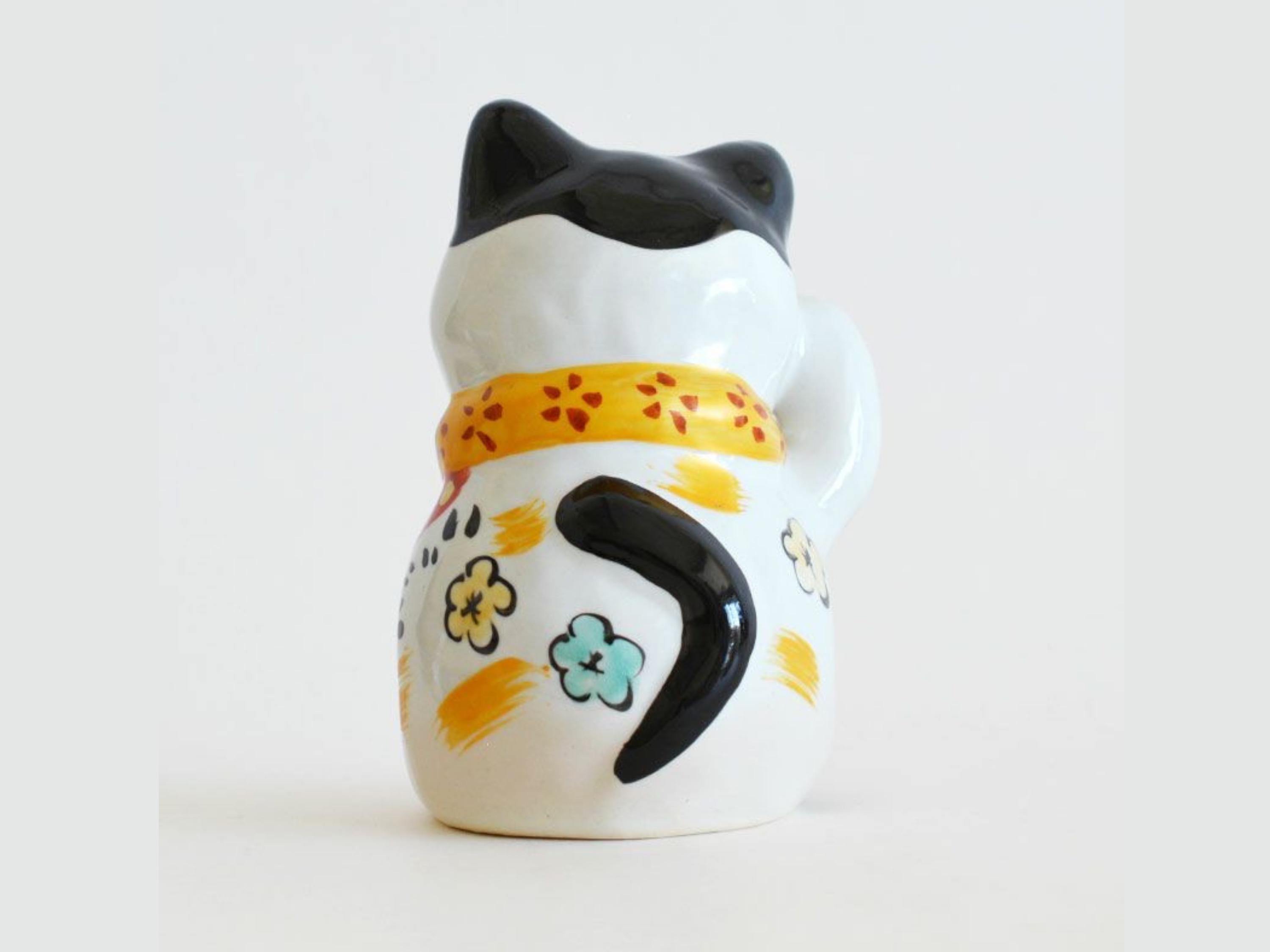 日本製ハンドメイド美濃焼招き猫 – 幸運の招き猫の置物 | 日本製陶器