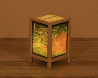 Miniature Lantern – Hokusai “Fine Wind, Clear Morning” | Japanese LED Art Lamp | Handmade Mini Light | Mount Fuji Room Decor Gift