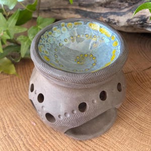 Handmade Ceramic Essential Oil Burner & Wax Melt Warmer – Aroma Diffuser for Home Fragrance Decor