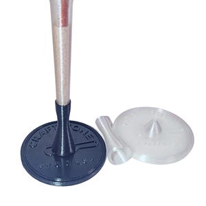 Tapa + Punta = Soporte: Embudo de apoyo, pieza de artesanía multifuncional