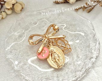 Custom Catholic baby gift, Custom Christening gift, Custom Baptism gift, Virgin Mary charm, Protection pin, Baby Shower Gift, New baby Gift