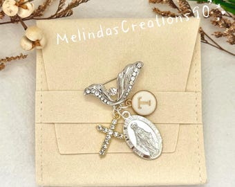 Custom Catholic baby gift, Custom Baptism gift, Custom Christening gift, Virgin Mary charm, Protection pin, Baby Shower Gifts, Newborn Gift