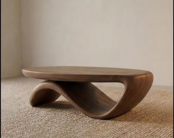 Modernt skulpturalt soffbord i trä, handgjort mittbord i massivt trä, organiskt böjt soffbord, moderna vardagsrumsmöbler