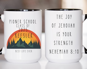 Personalized Pioneer School Graduation Mug: Custom Name & Year 2025
