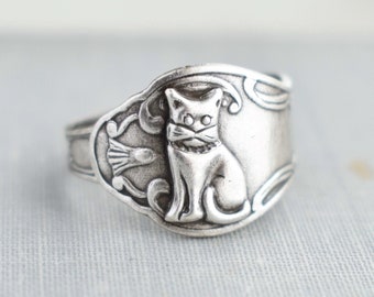 Cat Spoon Ring. Dainty Ring
