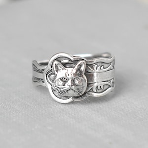 Cat Spoon Ring. Dainty Ring