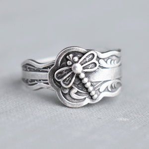 Dragonfly Spoon Ring. Dainty Ring