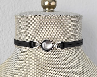 Black Pearl Leather Choker