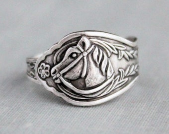 Horse Spoon Ring. Dainty Ring