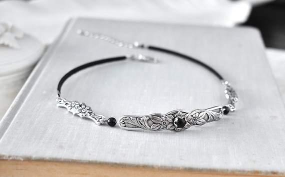 Floral Onyx Leather Choker. Gemstone Choker.