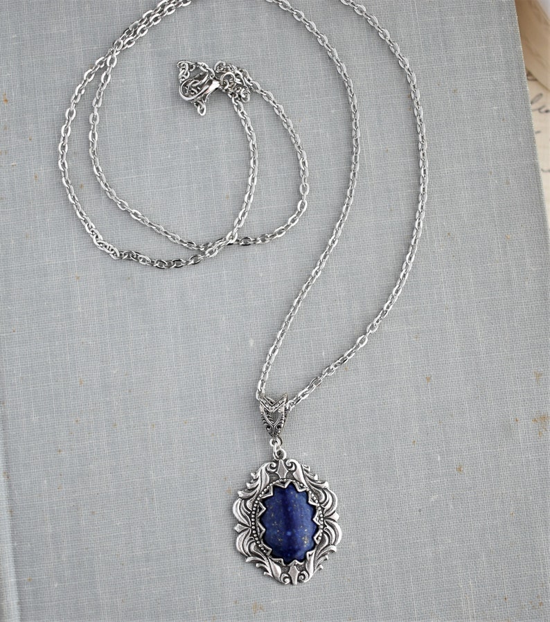 Lapis Lazuli Necklace. Gemstone Necklace image 3