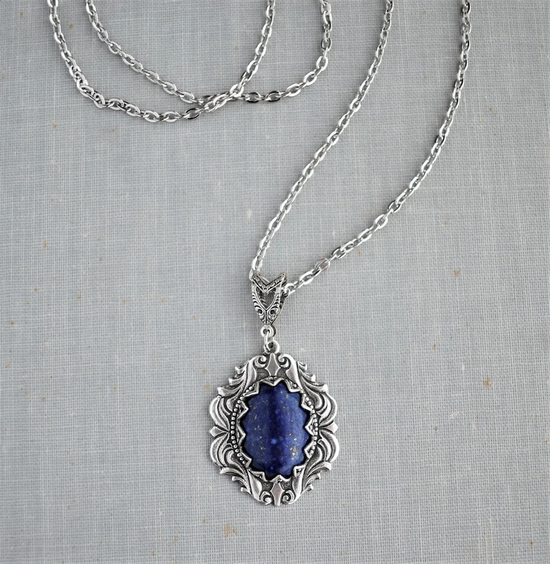 Lapis Lazuli Necklace. Gemstone Necklace image 5