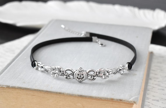 Pumpkin Vine Leather Choker. Choose from 20 leather colors
