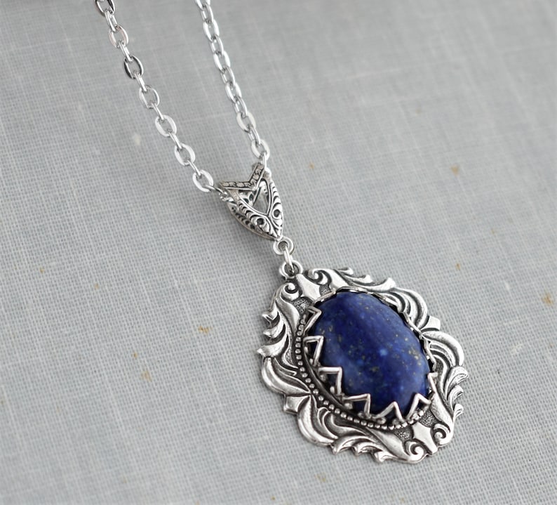 Lapis Lazuli Necklace. Gemstone Necklace image 2