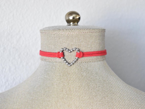 Heart Choker. Silver or Gold Stainless Steel. 15 Leather colors to choose from