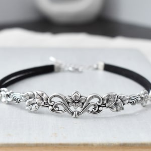 Floral Vine Leather Choker. Choose from 20 leather colors image 8