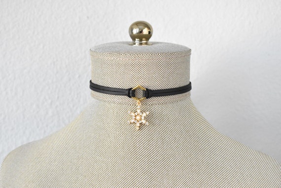 Christmas Rhinestone Snowflake Choker. 15 Leather colors to choose from