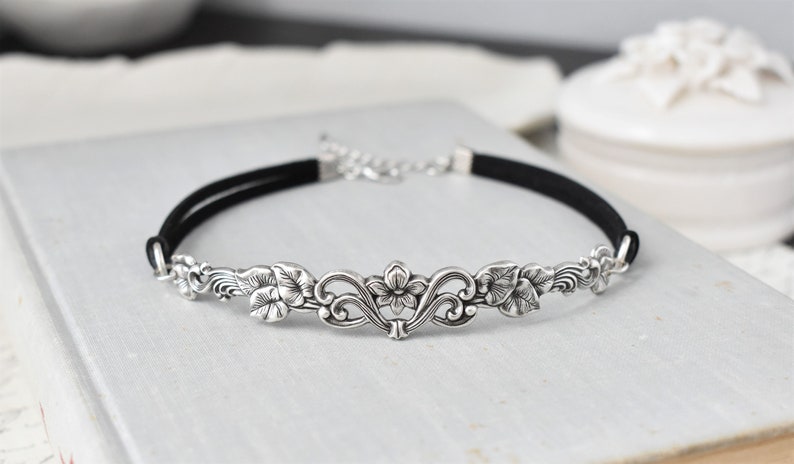 Floral Vine Leather Choker. Choose from 20 leather colors image 9